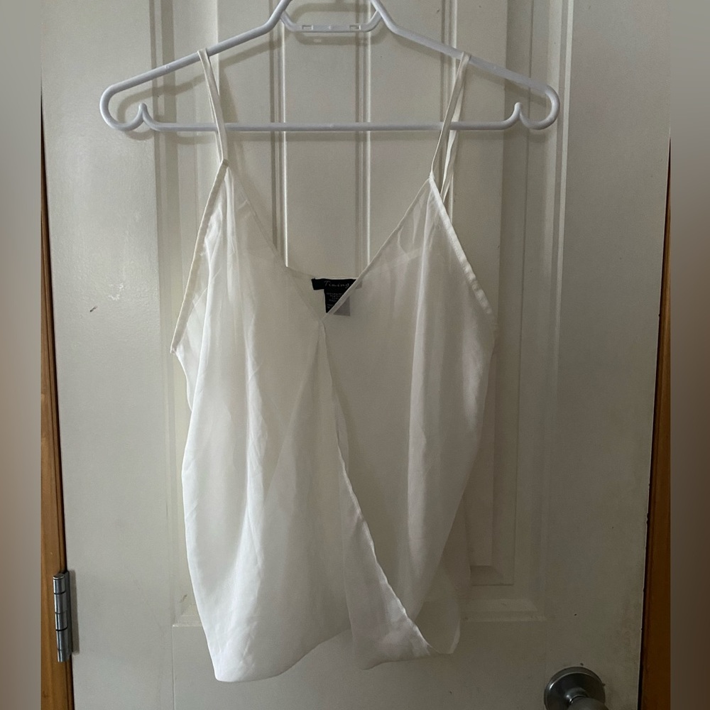 Timing white sheer top ⭕️3/$15⭕️